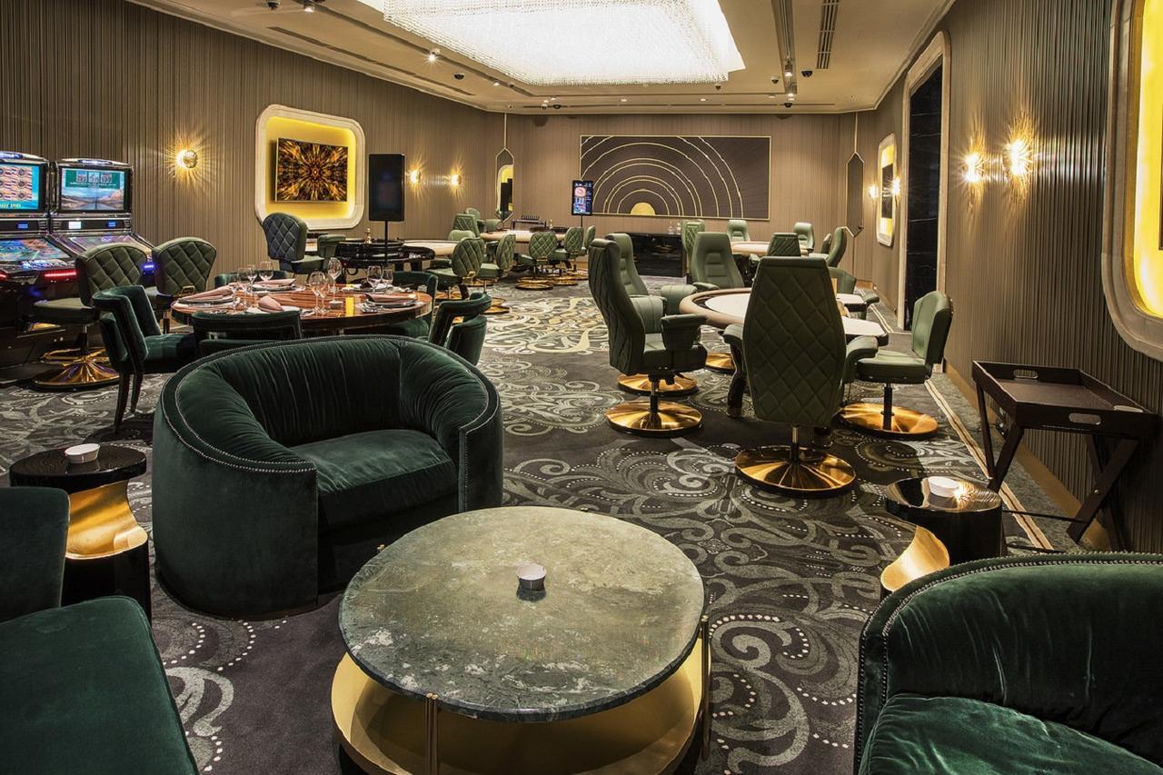 Euphoria Batumi Convention & Casino Hotel Exterior foto The private lounge at the airport